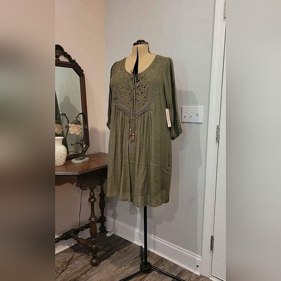 NWT 2X Green Crochet Front Dress - Picture 2 of 9